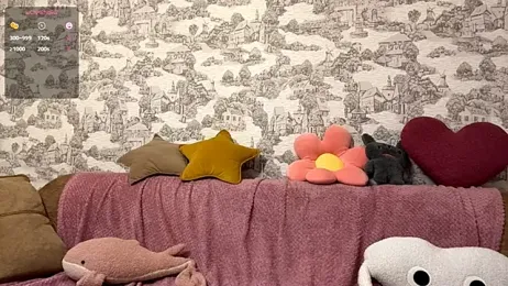 CoralinaEastoy webcam model stream image