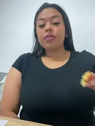 PUSHYLATE webcam stripchat model stream image