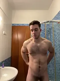 Raveman webcam model stream image
