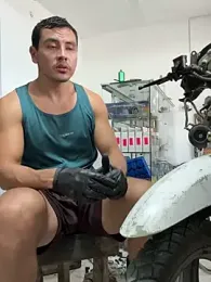 Paul22cm- webcam model stream image