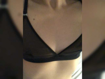 Hillon webcam model stream image