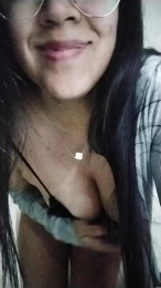 KimK32 webcam model stream image