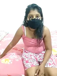 Amaayaa webcam model stream image
