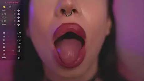 Devilsss_toy webcam model stream image