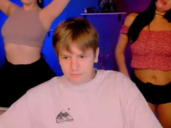 leslie_bird webcam chaturbate model stream image