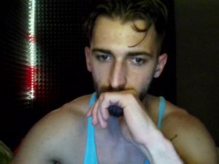 Elliot Watson webcam flirt4free model stream image