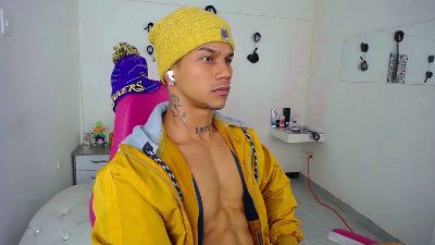 Leonard_Price webcam model stream image