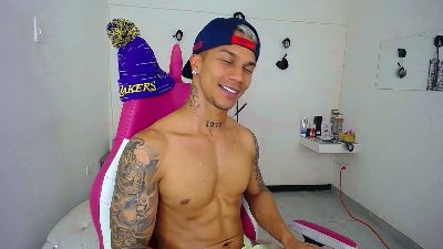 Leonard_Price webcam model stream image