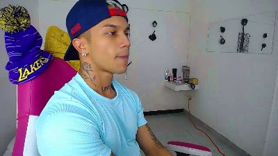 Leonard_Price webcam model stream image