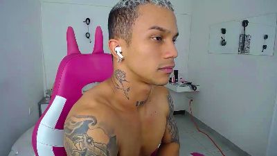 Leonard_Price webcam model stream image