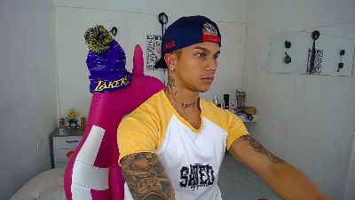 Leonard_Price webcam model stream image