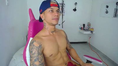 Leonard_Price webcam model stream image