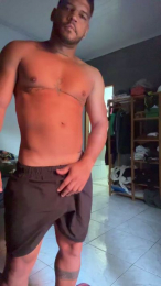 realcria1 webcam model stream image