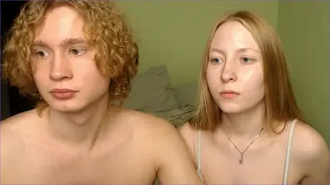 AliceStoneJhonyStone webcam model stream image