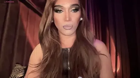 Lo_la_69 webcam model stream image