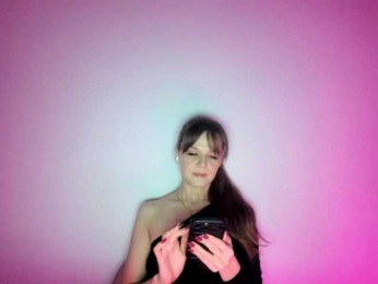 Maryyya webcam model stream image