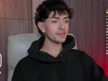 erisleon webcam chaturbate model stream image