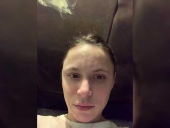 -NEEDLE- webcam model stream image