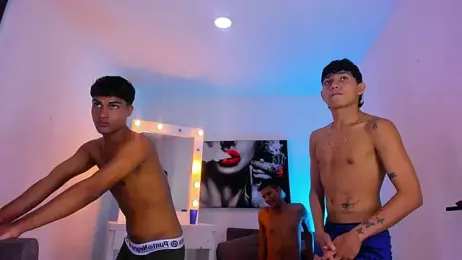 Play_boys_Hot webcam model stream image