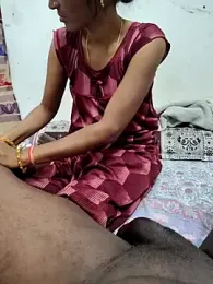 FeltedEuropium webcam model stream image