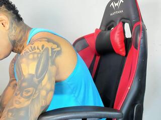 Jared Kushh webcam model stream image