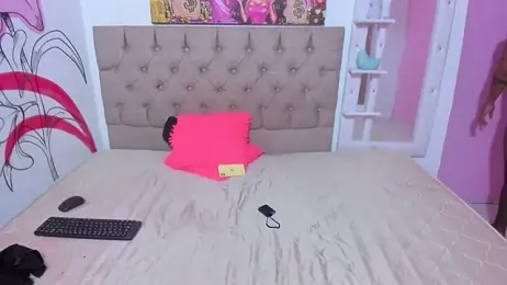 Luna__ho webcam model stream image