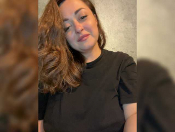 Brigittaa webcam model stream image