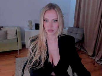 Basicinst1nct webcam model stream image