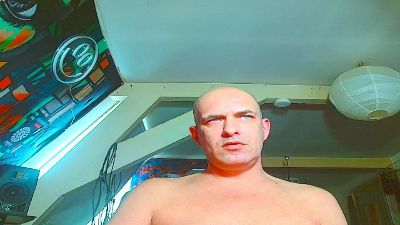 maxhard1977 webcam model stream image