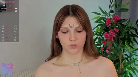 Lunabate webcam model stream image