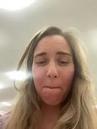 SkyelarSommer webcam model stream image