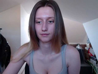 LUNAdream webcam bongacams model stream image