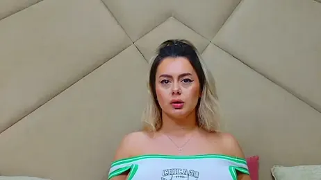 ChloeFrost webcam model stream image