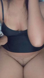 Lailamello webcam model stream image