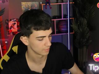 Larry Gothemy webcam model stream image