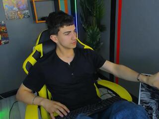 Larry Gothemy webcam model stream image