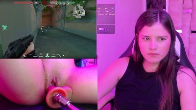 Trianna_ webcam model stream image