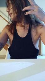 loniegotodo webcam model stream image