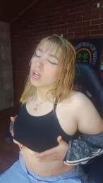 sofhialyhh webcam cam4 model stream image