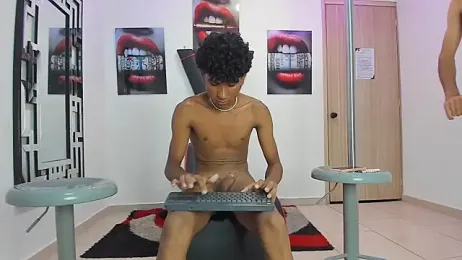 LONDON_BOYS1 webcam model stream image