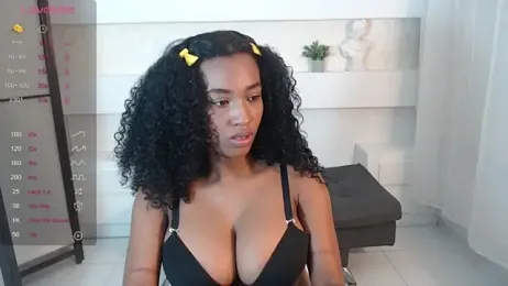 SophieWhite3 webcam stripchat model stream image