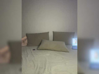 queenlove69a webcam model stream image