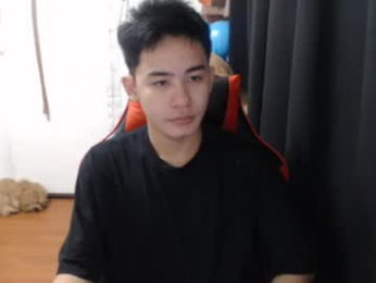 xluminous webcam model stream image