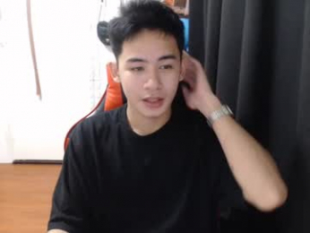 xluminous webcam model stream image
