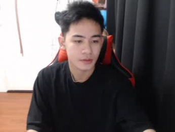 xluminous webcam model stream image