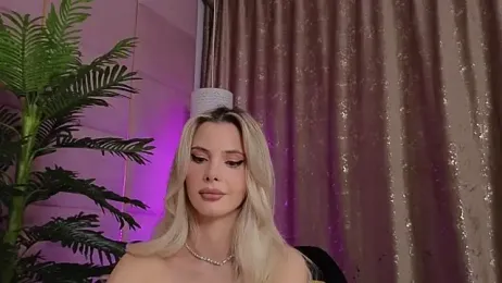 Elliblue webcam model stream image
