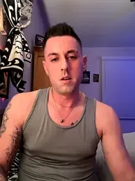 thatdude9_9_9 webcam stripchat model stream image