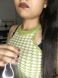 HOT-SHAKIRA webcam stripchat model stream image