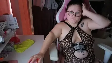 BrunetteBitch-x webcam model stream image