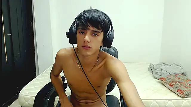 Cris_curry webcam model stream image